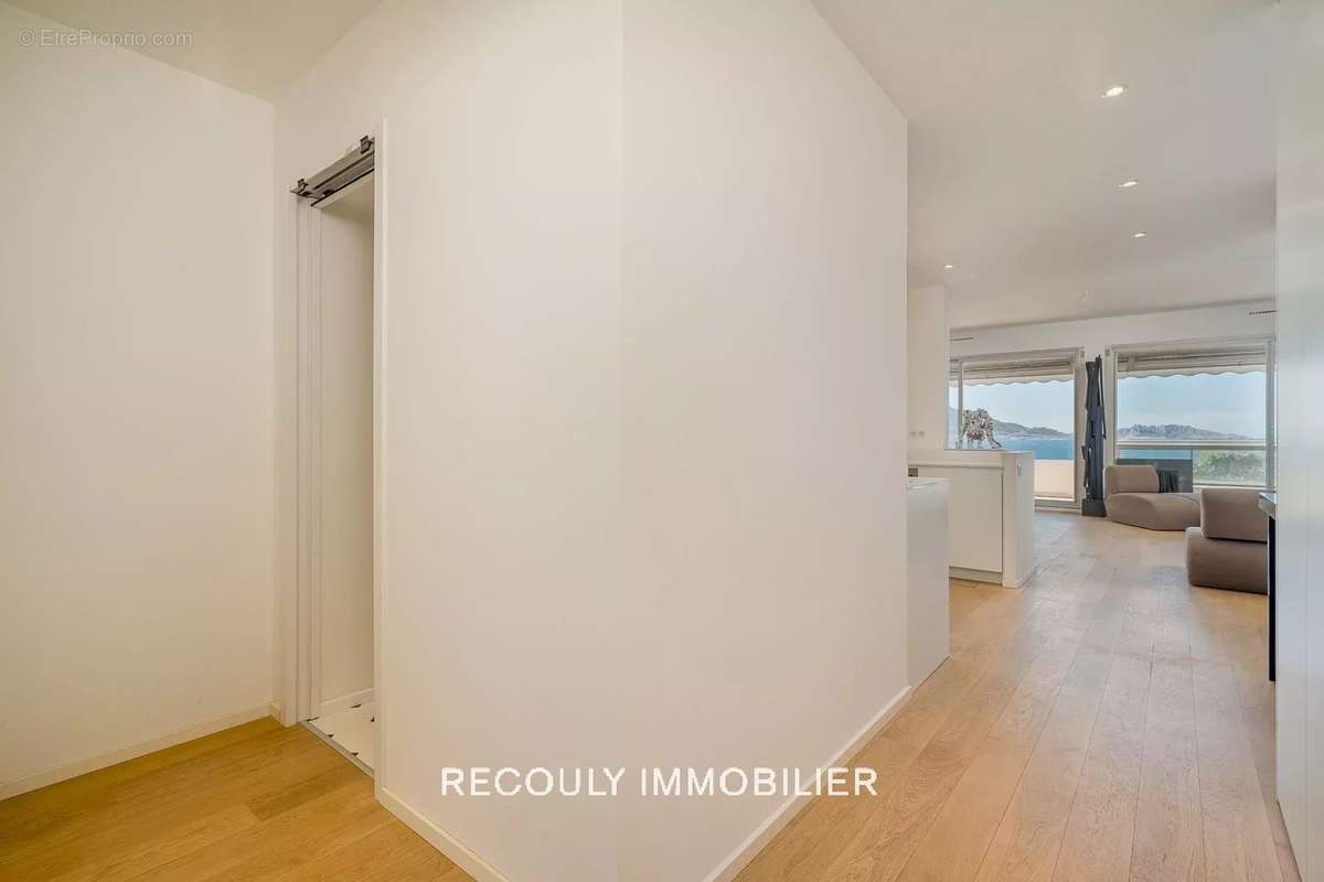 Appartement à MARSEILLE-7E