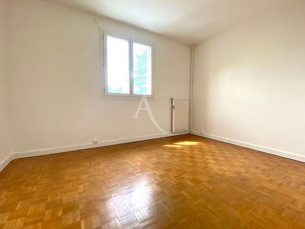 Appartement à NOGENT-SUR-MARNE