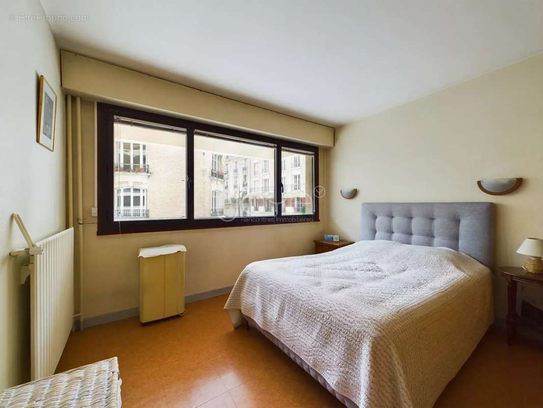 Appartement à PARIS-20E