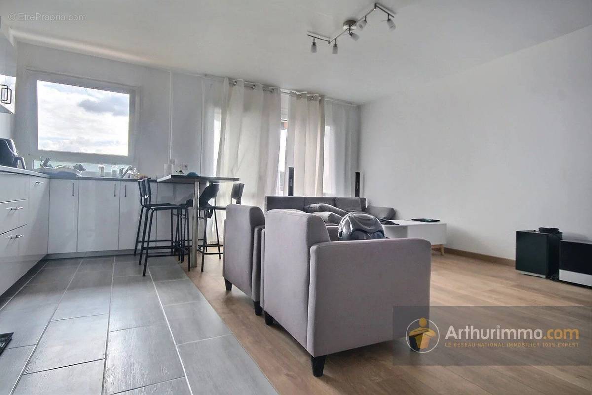 Appartement à ROSNY-SOUS-BOIS