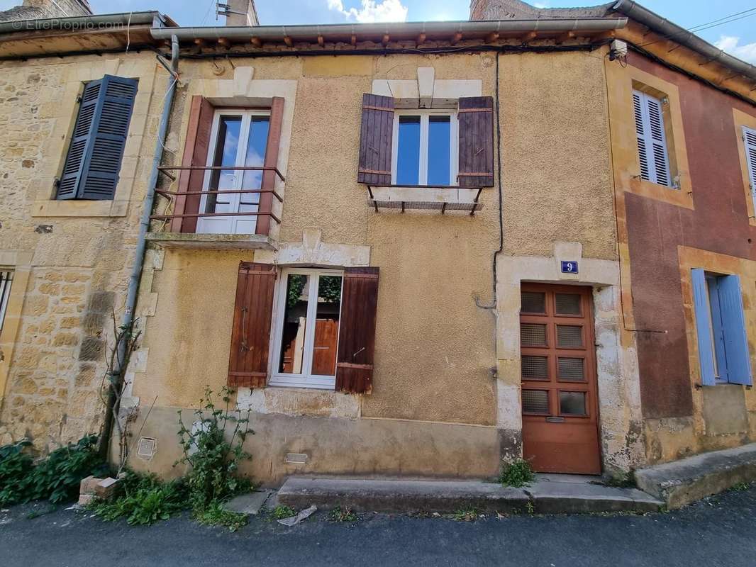 Maison à SARLAT-LA-CANEDA