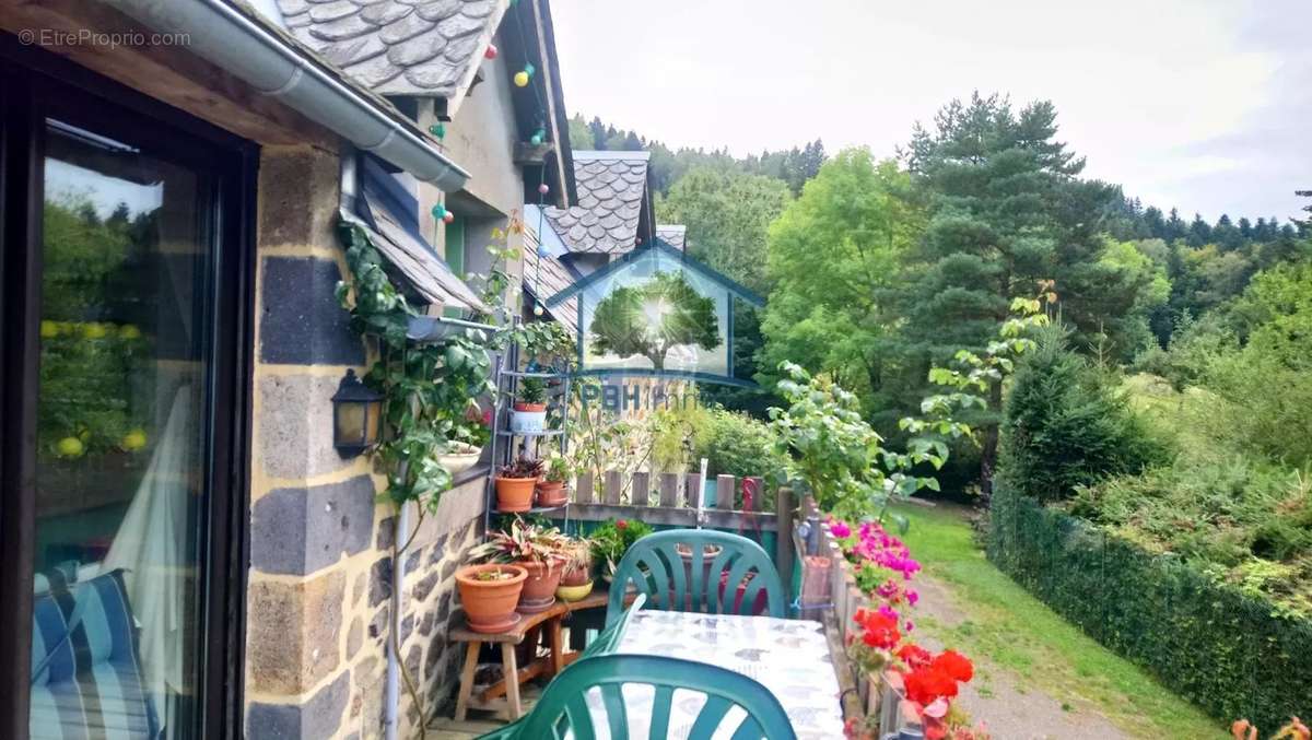 Maison à LA BOURBOULE