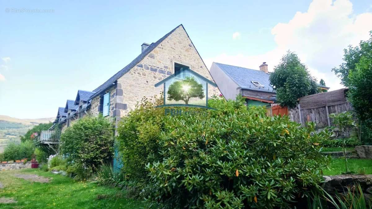 Maison à LA BOURBOULE