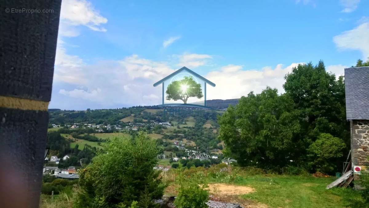 Maison à LA BOURBOULE