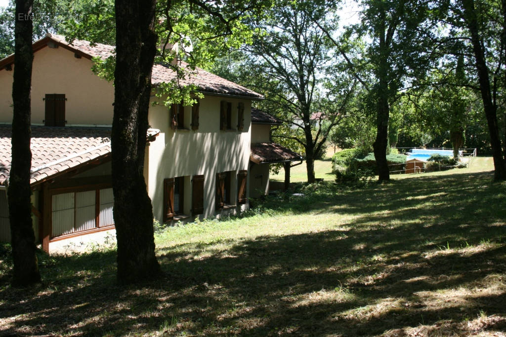 Maison à SAINT-ANTONIN-NOBLE-VAL