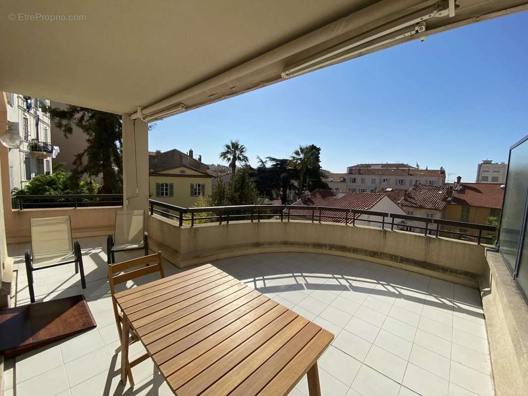 Appartement à CANNES