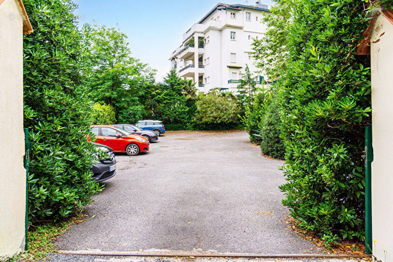 Parking à SAINT-JEAN-DE-LUZ