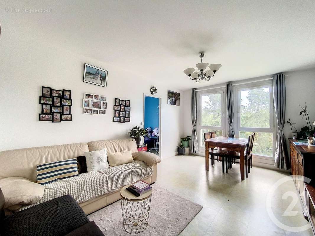 Appartement à EPINAY-SOUS-SENART