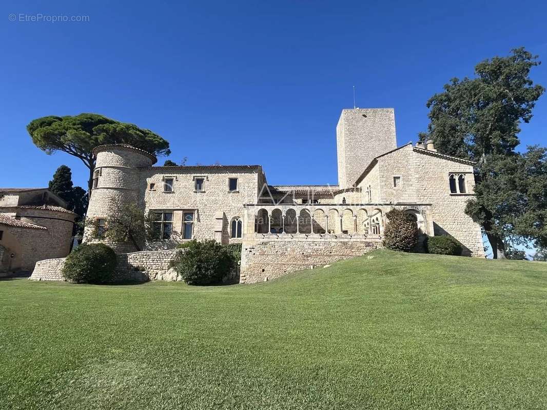 Maison à MOUANS-SARTOUX