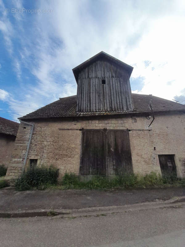 Maison à MARNAY