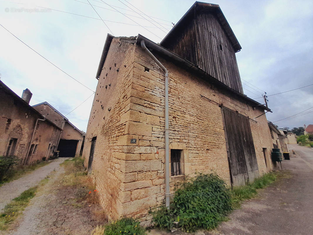 Maison à MARNAY