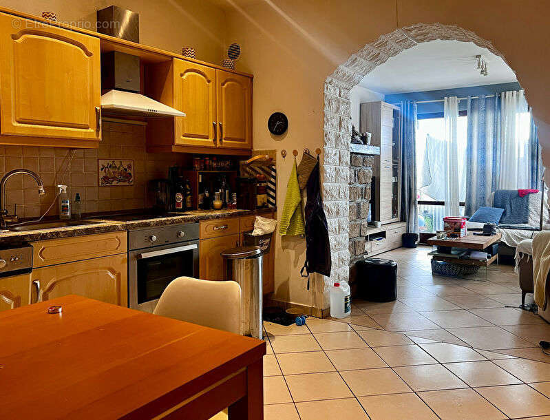 Appartement à AUDUN-LE-ROMAN