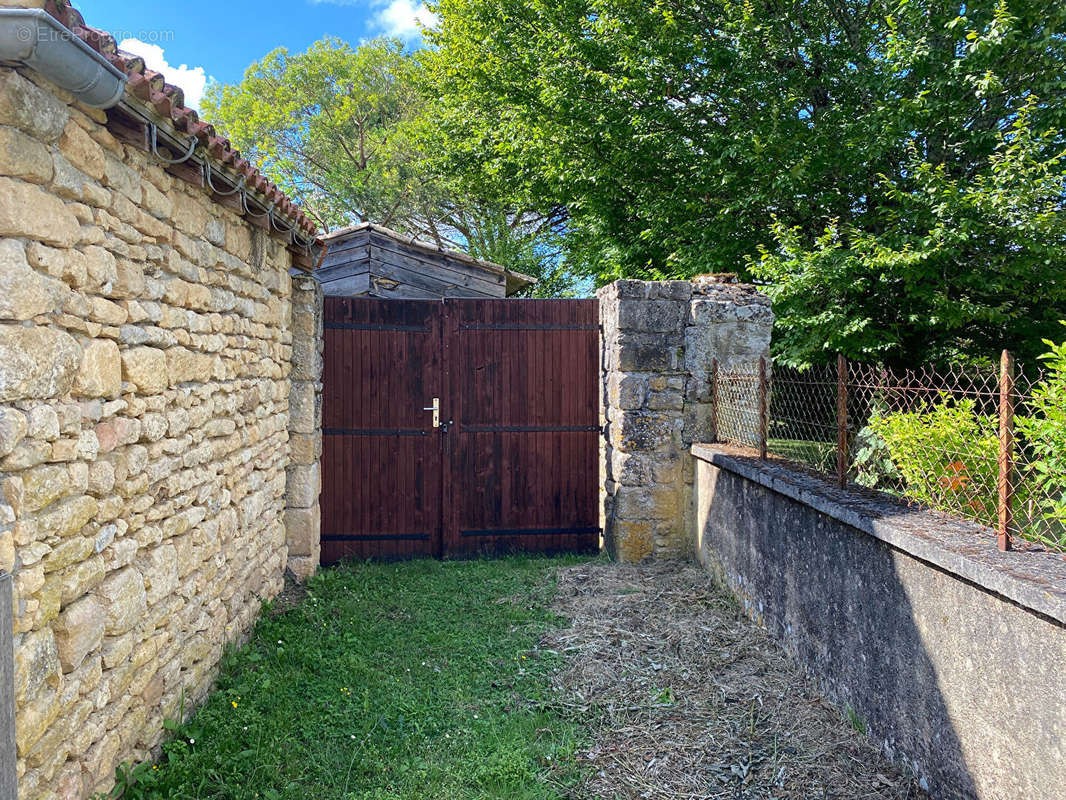 Maison à MONTIGNAC