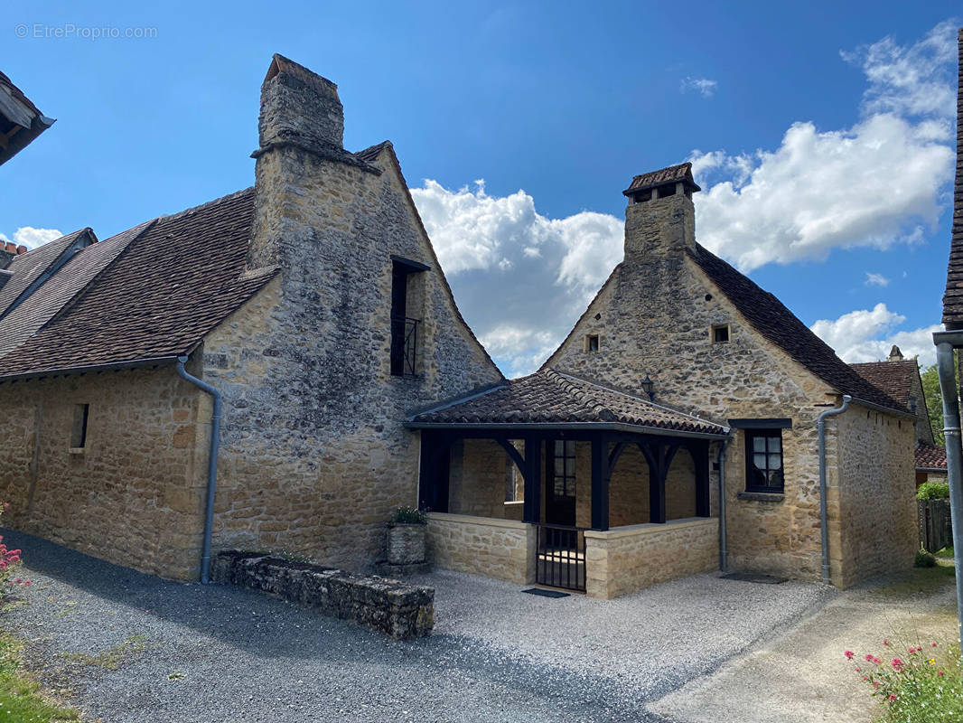 Maison à MONTIGNAC