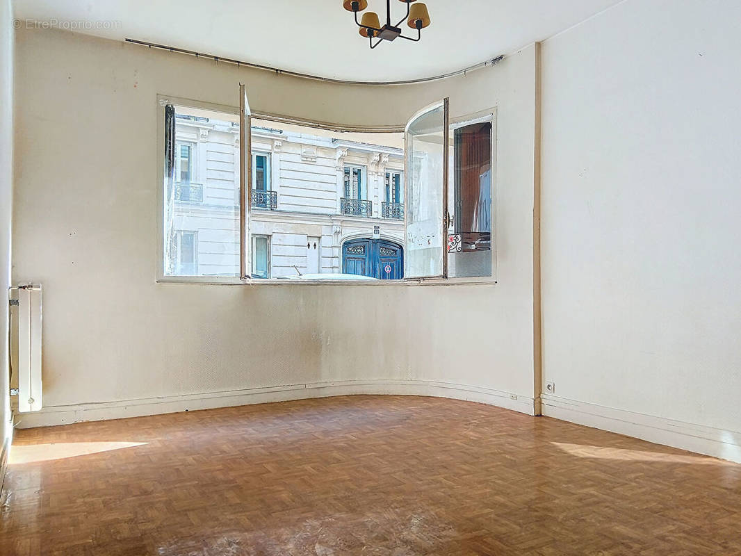 Appartement à PARIS-12E