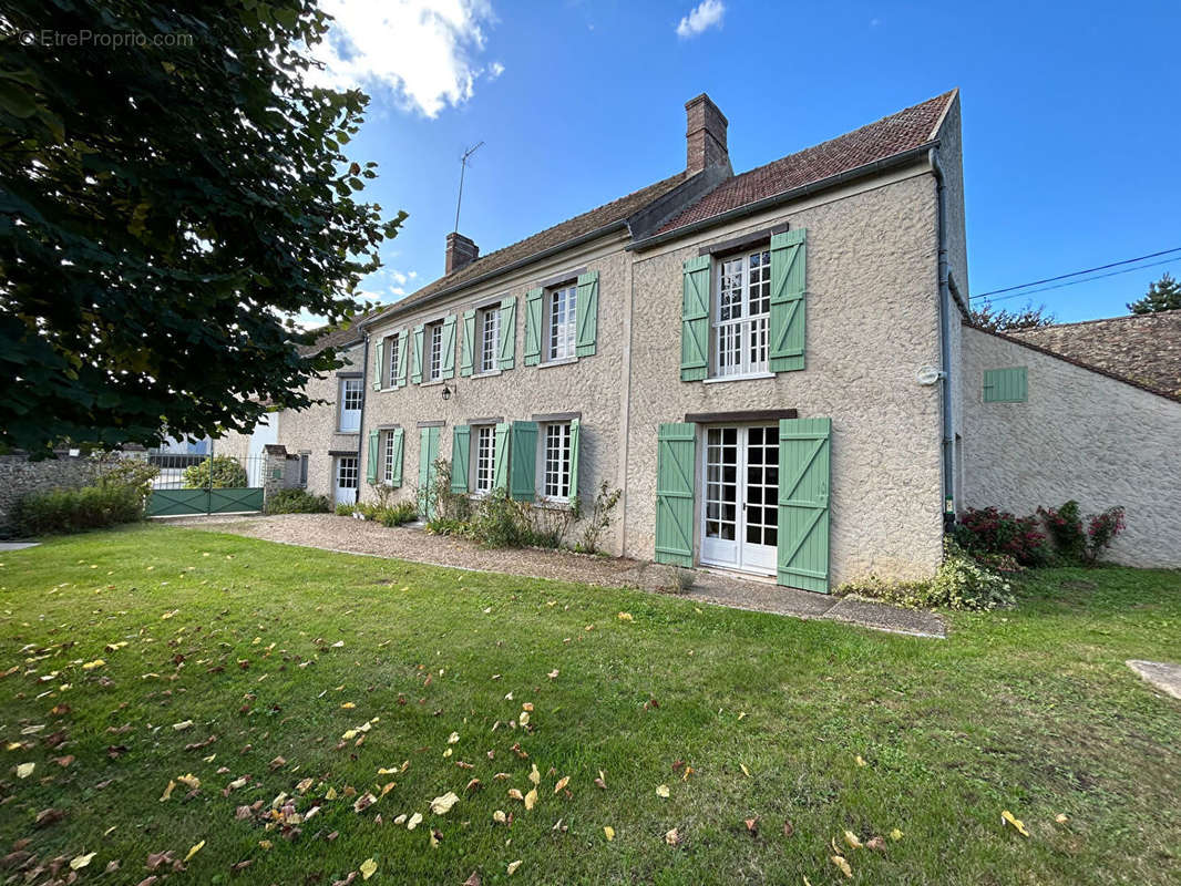 Maison à MONTFORT-L&#039;AMAURY