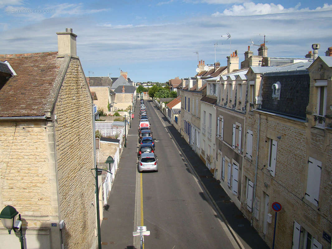 Appartement à LUC-SUR-MER