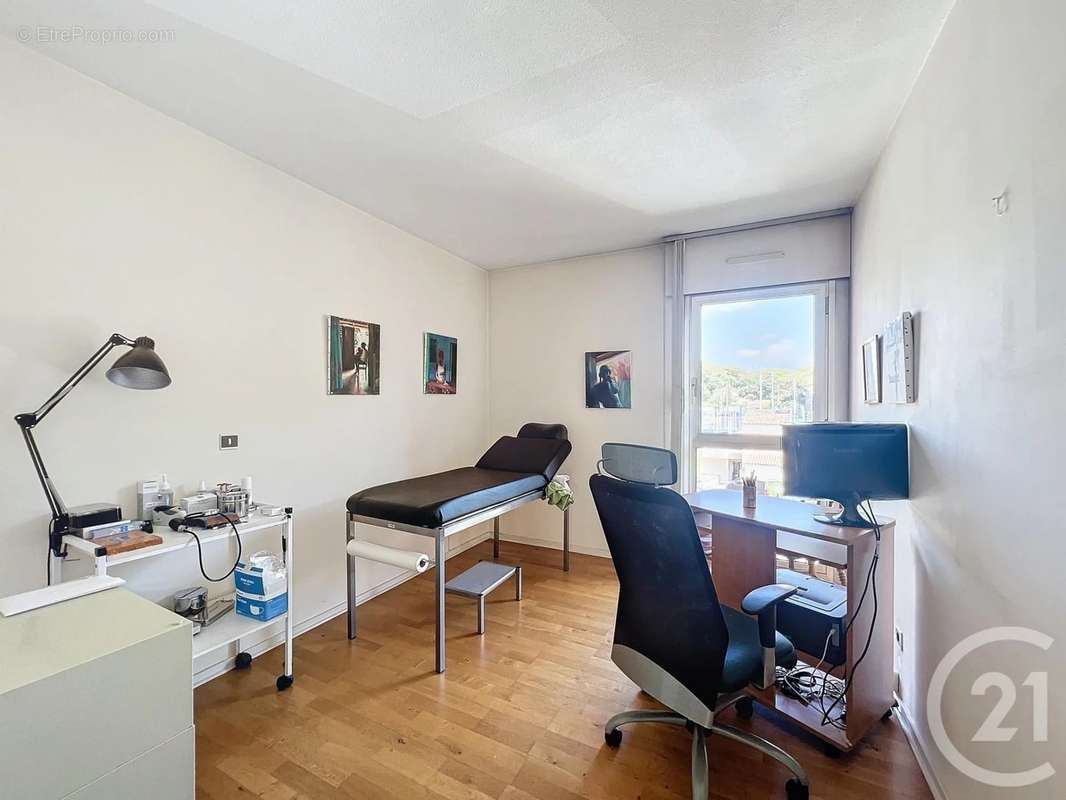 Appartement à MOUGINS