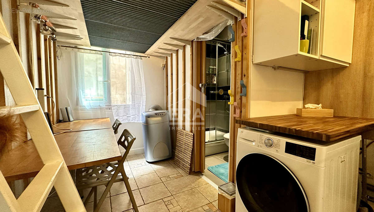 Appartement à PARIS-10E