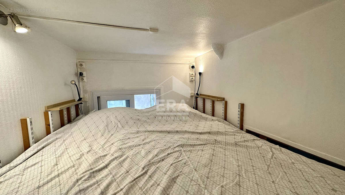 Appartement à PARIS-10E