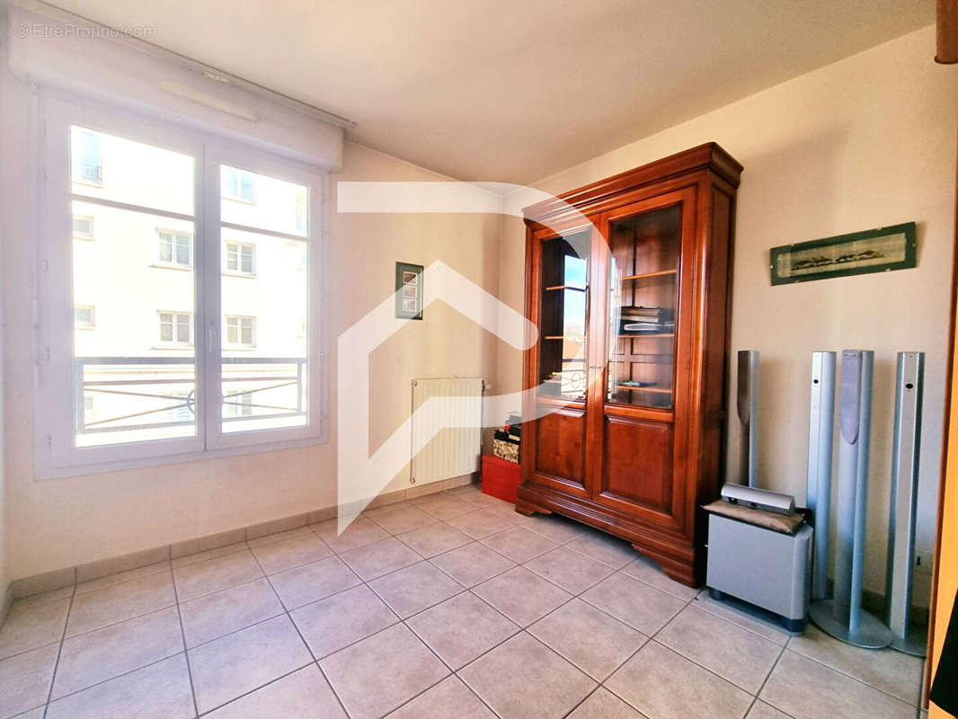 Appartement à SAINT-GRATIEN