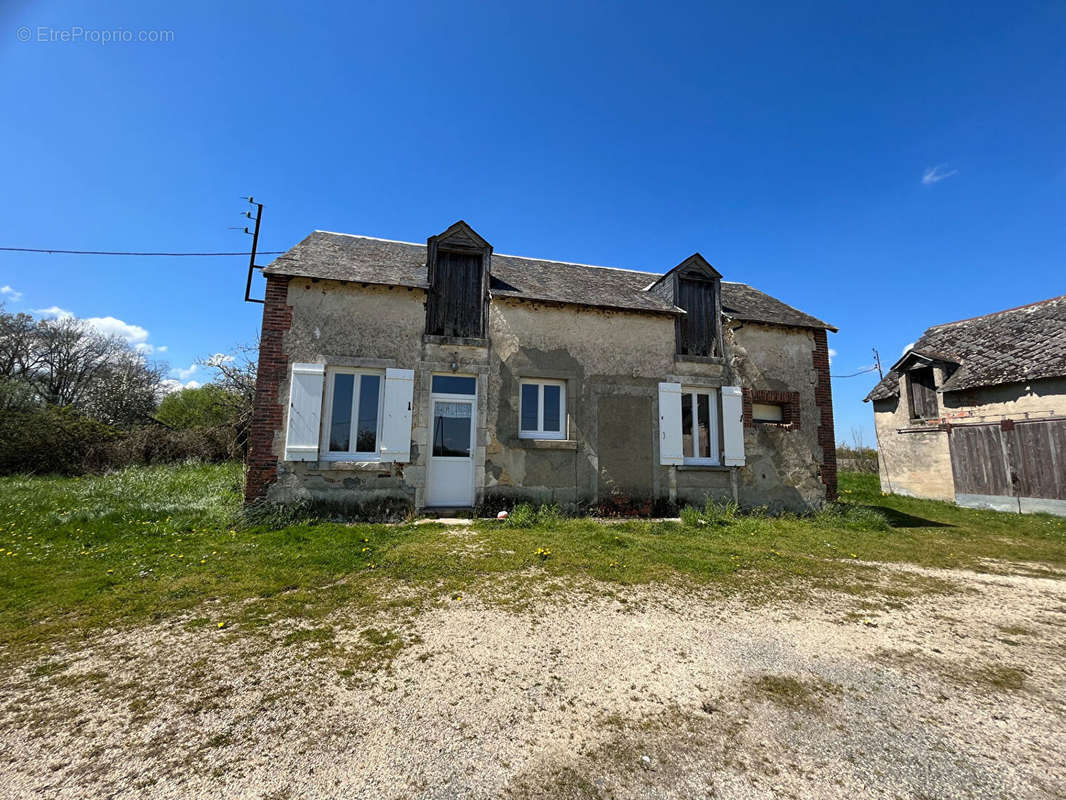 Maison à MERY-ES-BOIS