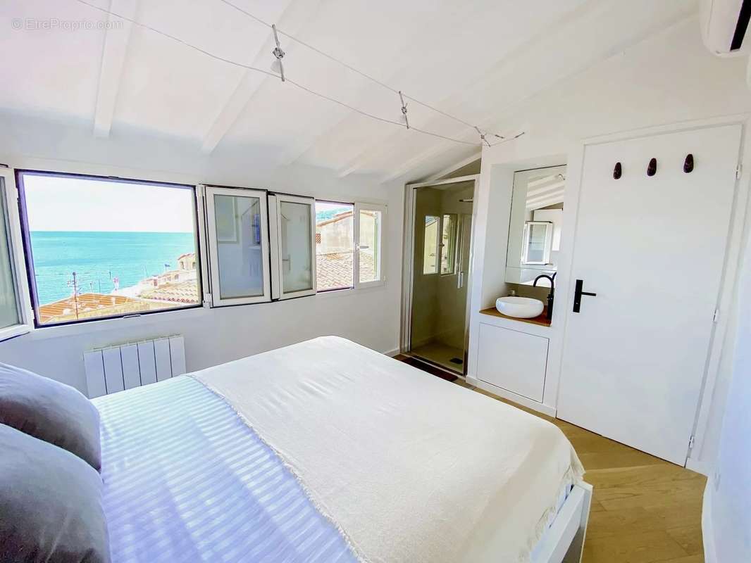 Appartement à VILLEFRANCHE-SUR-MER