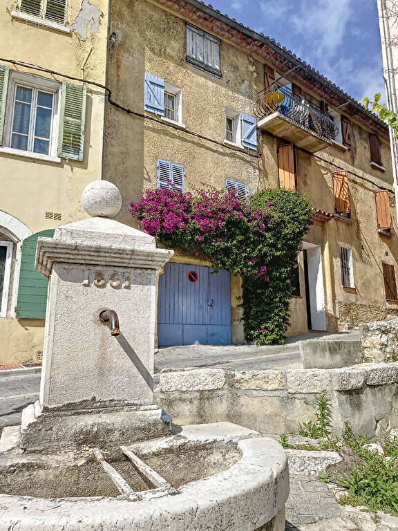 Maison à OLLIOULES