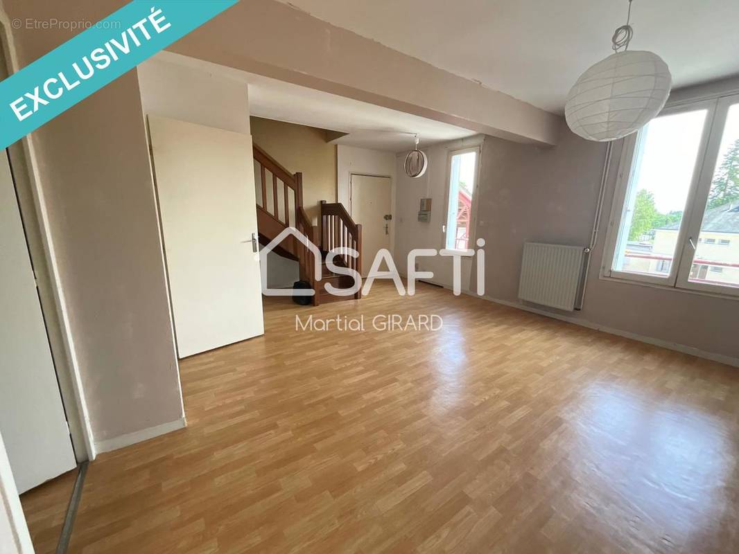 Photo 1 - Appartement à MEHUN-SUR-YEVRE