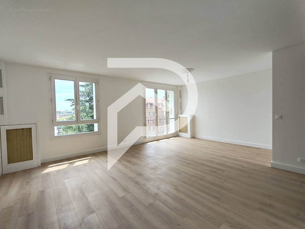 Appartement à COLOMBES