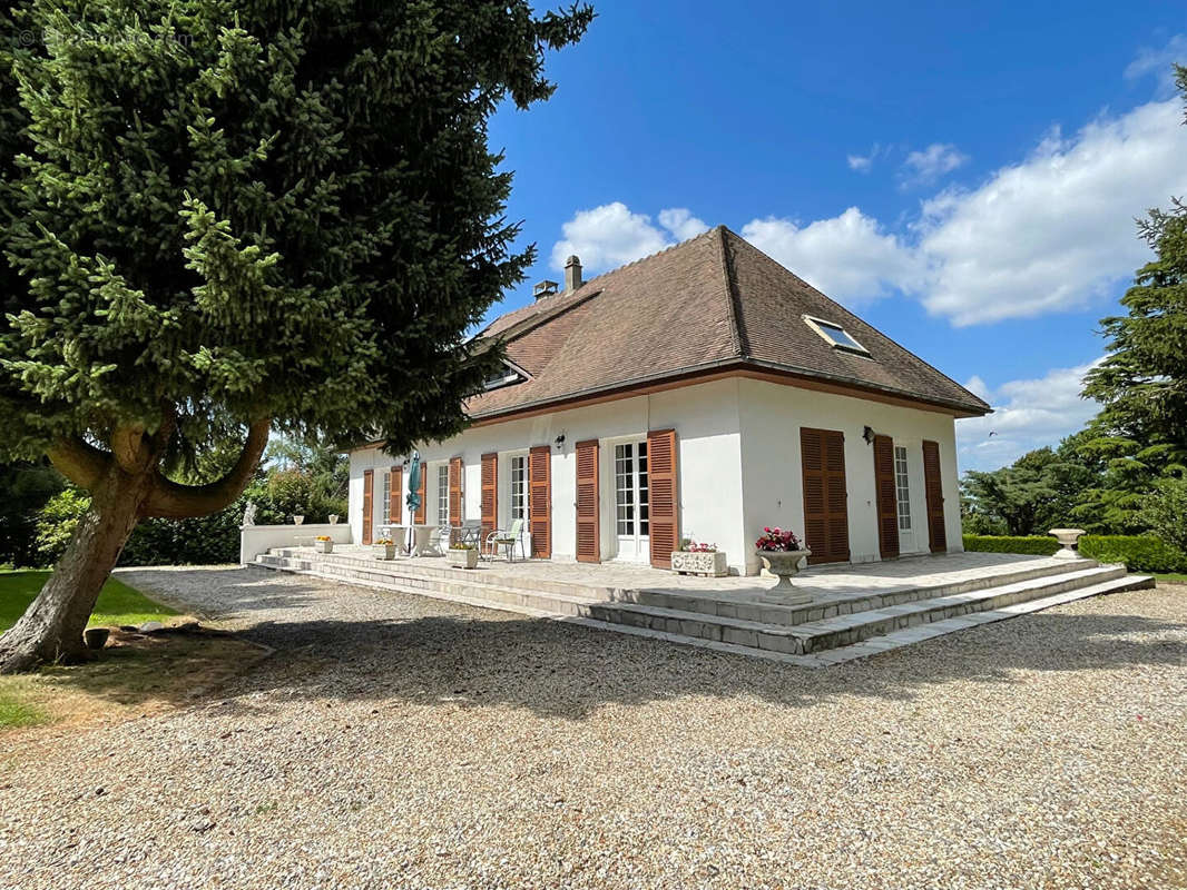 Maison à CHAUMONT-EN-VEXIN