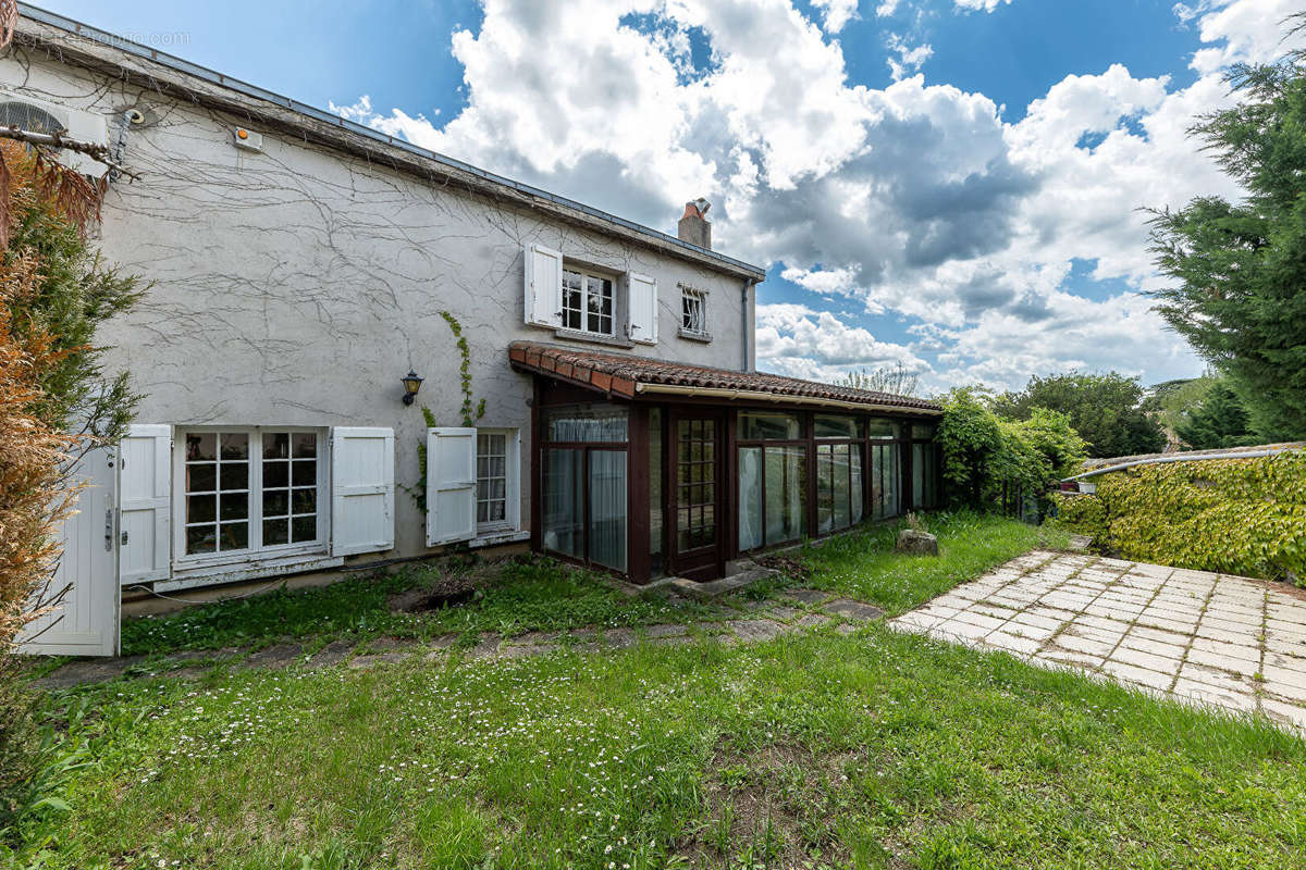 Maison à SAINTE-FLORINE