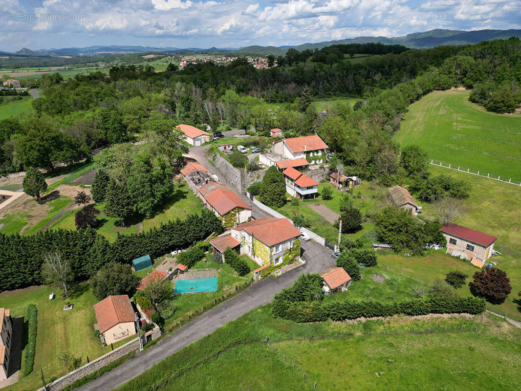 Maison à SAINTE-FLORINE