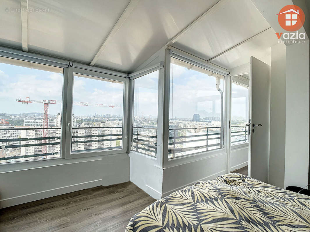 Appartement à ISSY-LES-MOULINEAUX