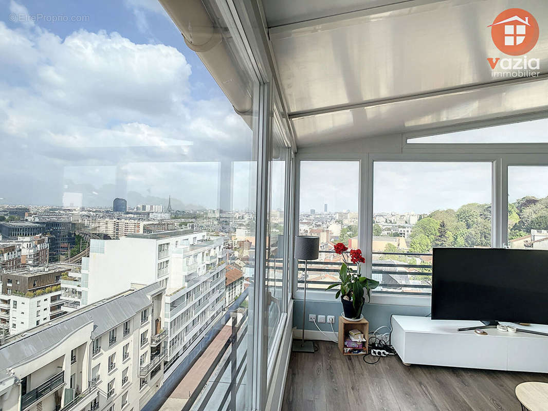 Appartement à ISSY-LES-MOULINEAUX