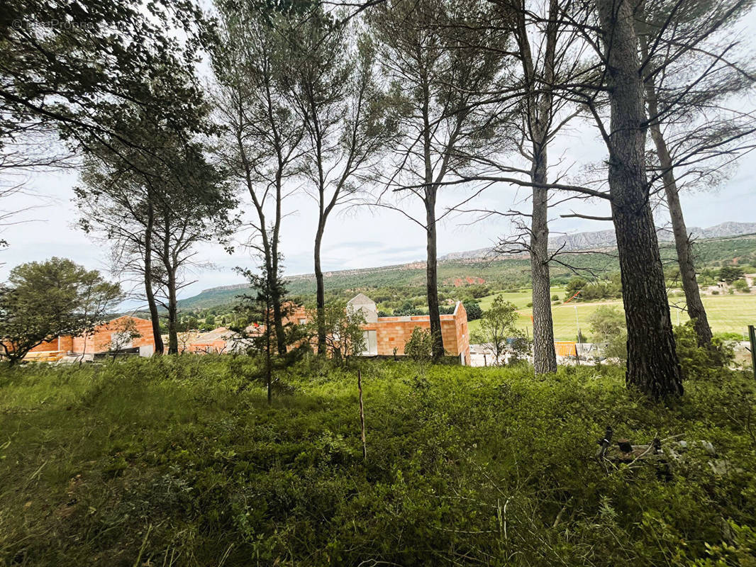 Terrain à ROUSSET