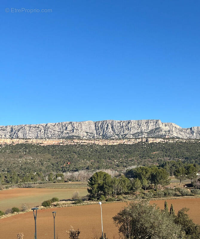 Terrain à ROUSSET