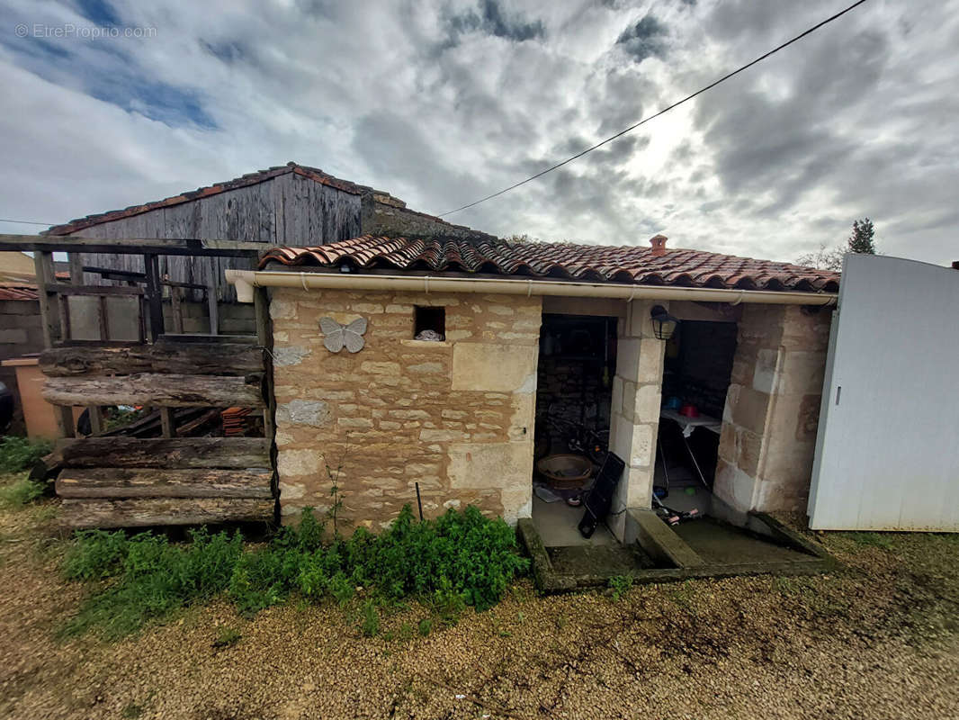 Maison à AVANTON