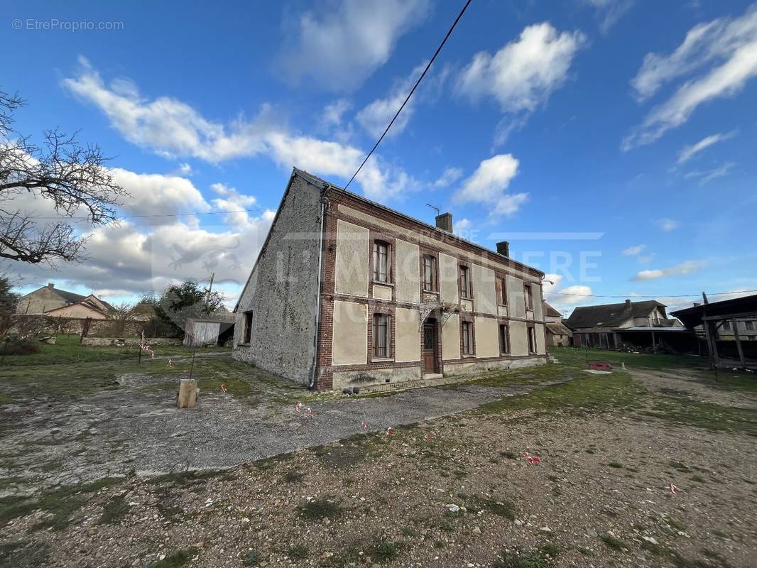 Maison à PACY-SUR-EURE