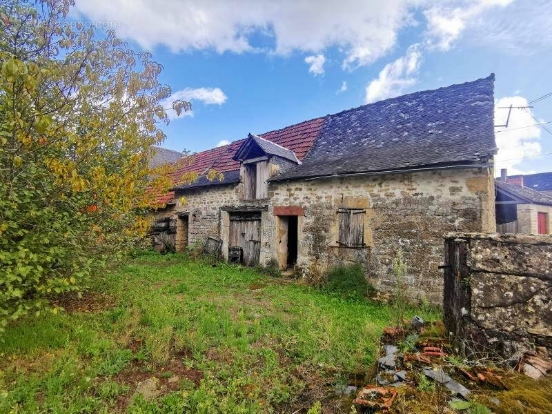 Maison à TURENNE