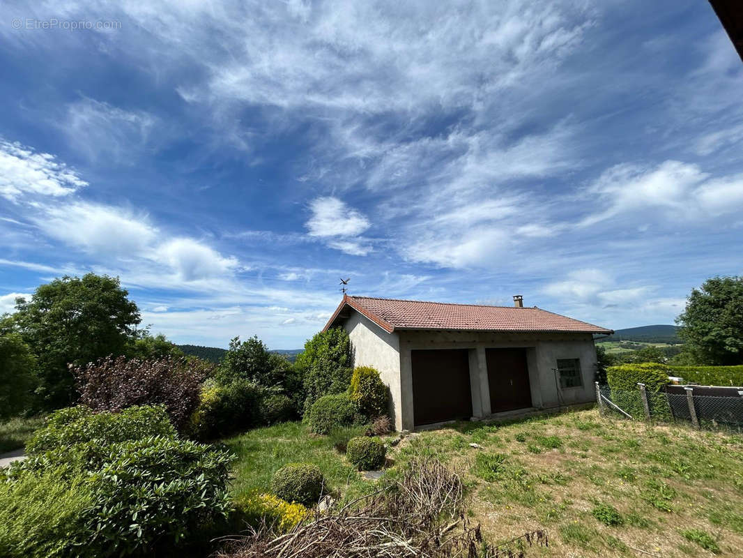 Maison à SAINT-BONNET-LE-FROID