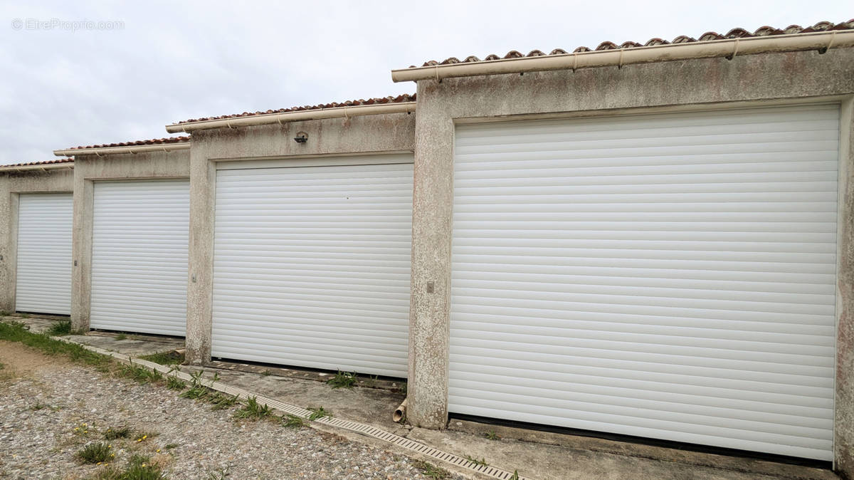 Parking à LES SABLES-D&#039;OLONNE