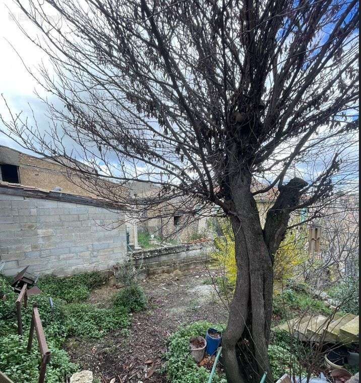 Maison à VALENSOLE