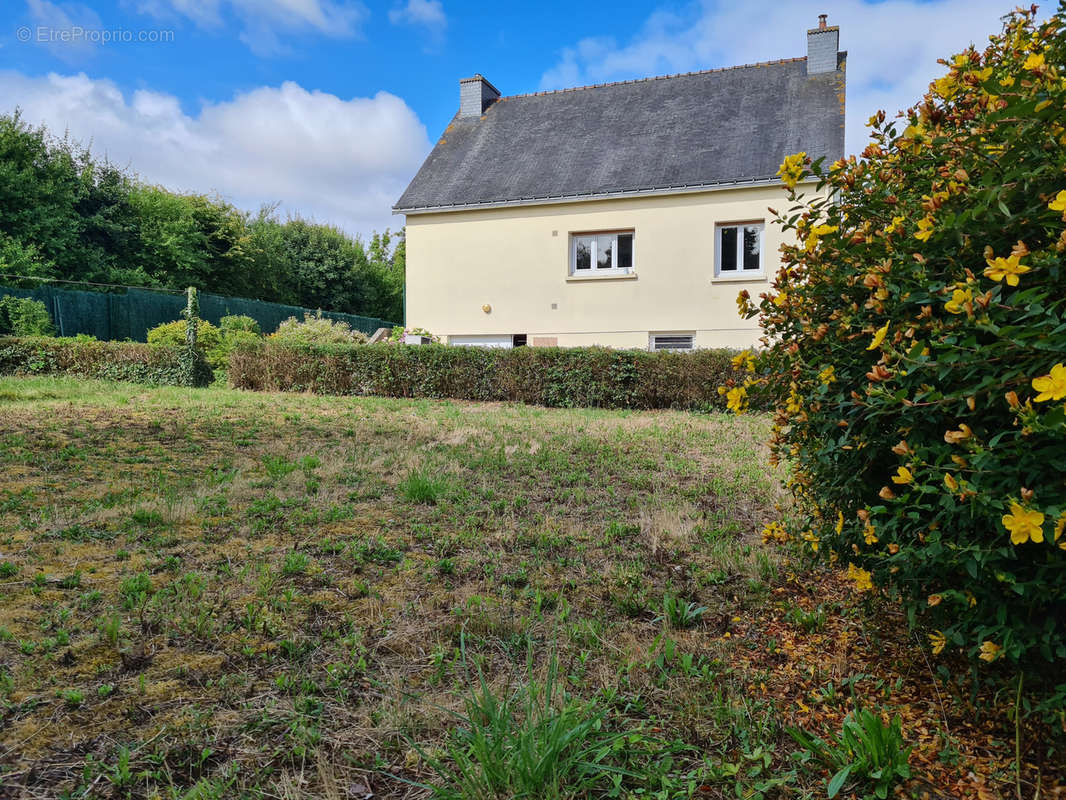 Maison à QUESSOY