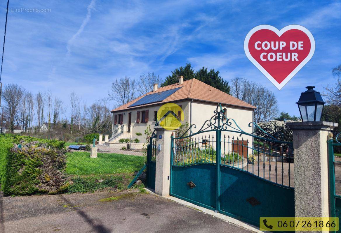 Maison à JOUET-SUR-L&#039;AUBOIS