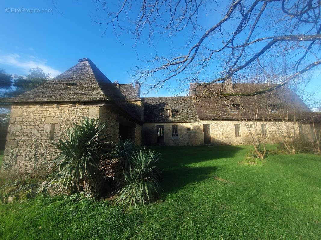 Maison à MONTIGNAC