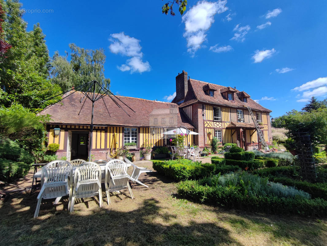 Maison à BEAUMESNIL