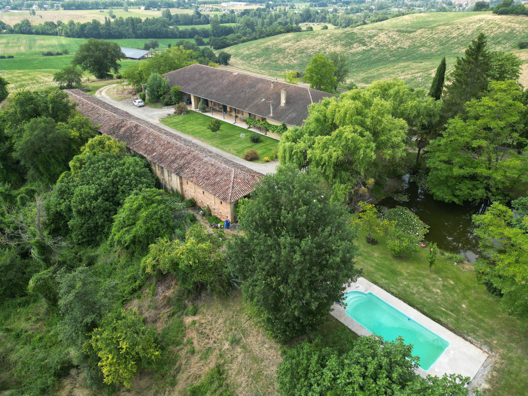 Maison à L&#039;ISLE-EN-DODON