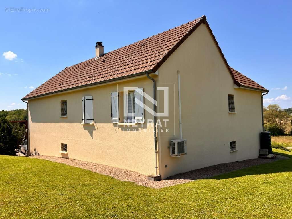 Maison à IGORNAY