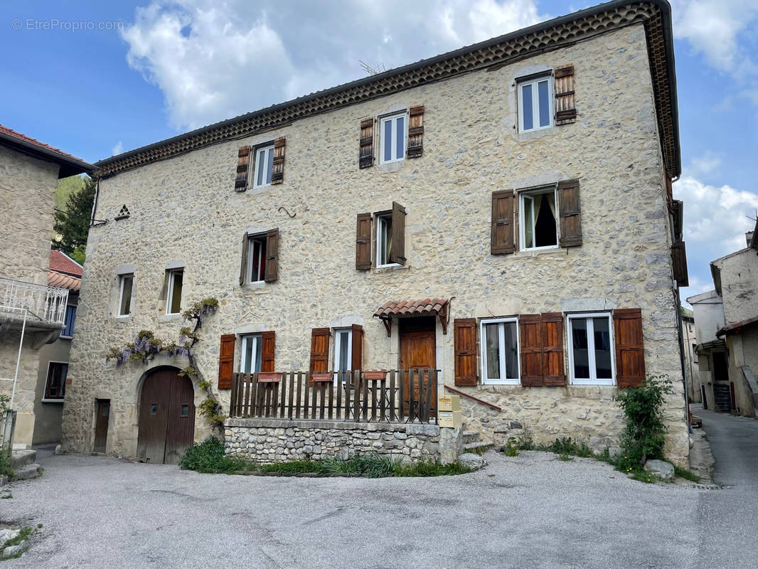 Appartement à LUC-EN-DIOIS